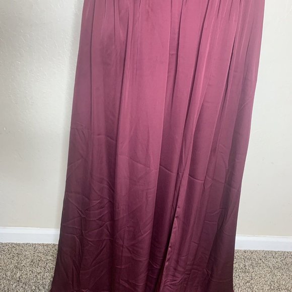 White Vera Wang Wine Red Halter Neck Formal Gown Prom Back Slit - Picture 5 of 15